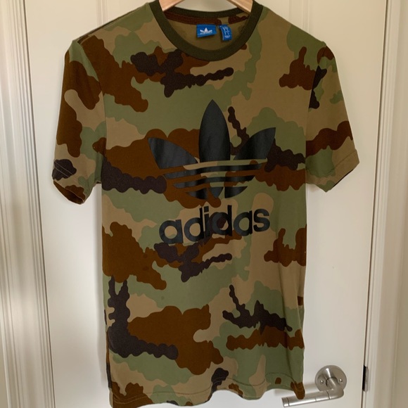 adidas Other - Adidas camouflage T-shirt